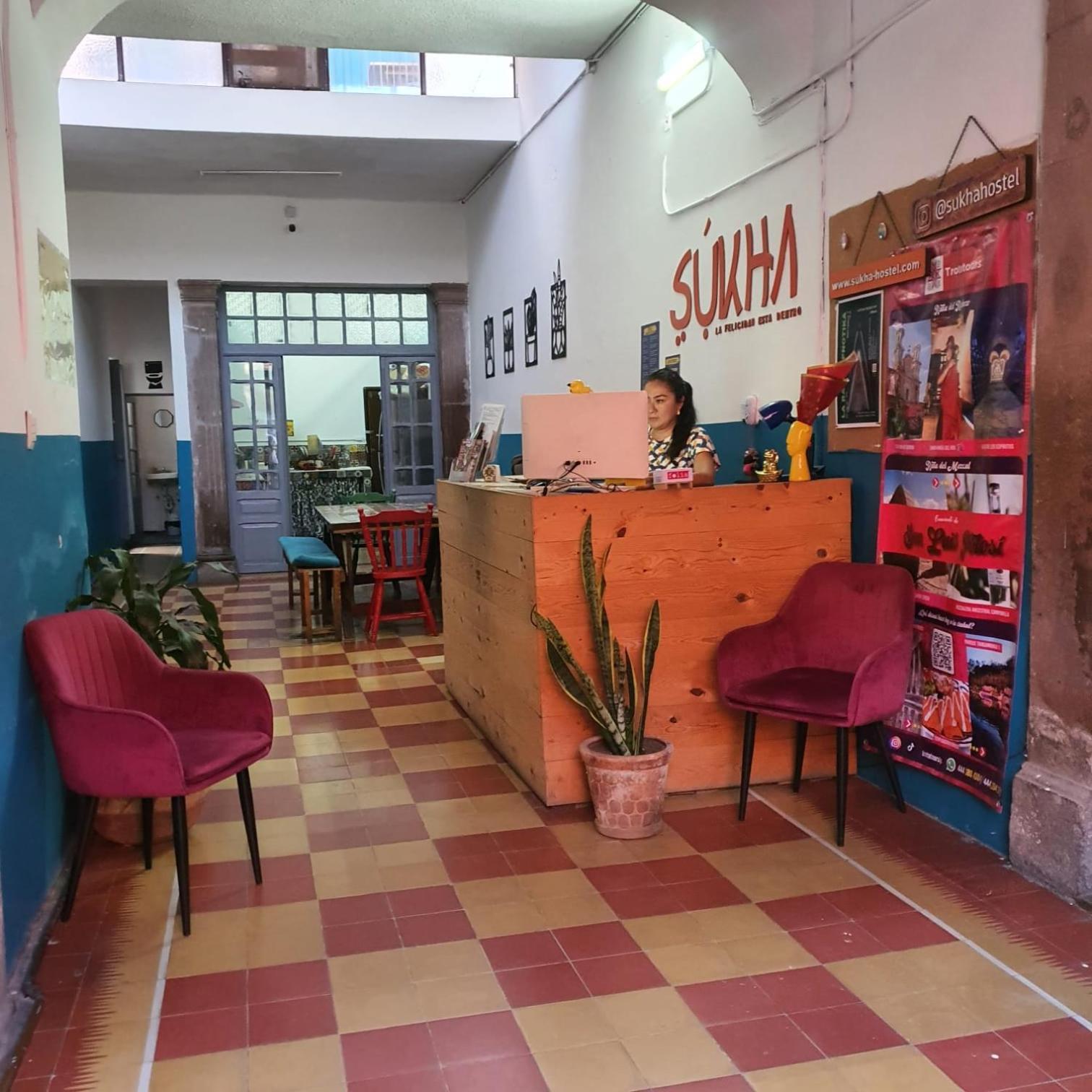 Sukha Hostel San Luis 圣路易斯波托西 外观 照片