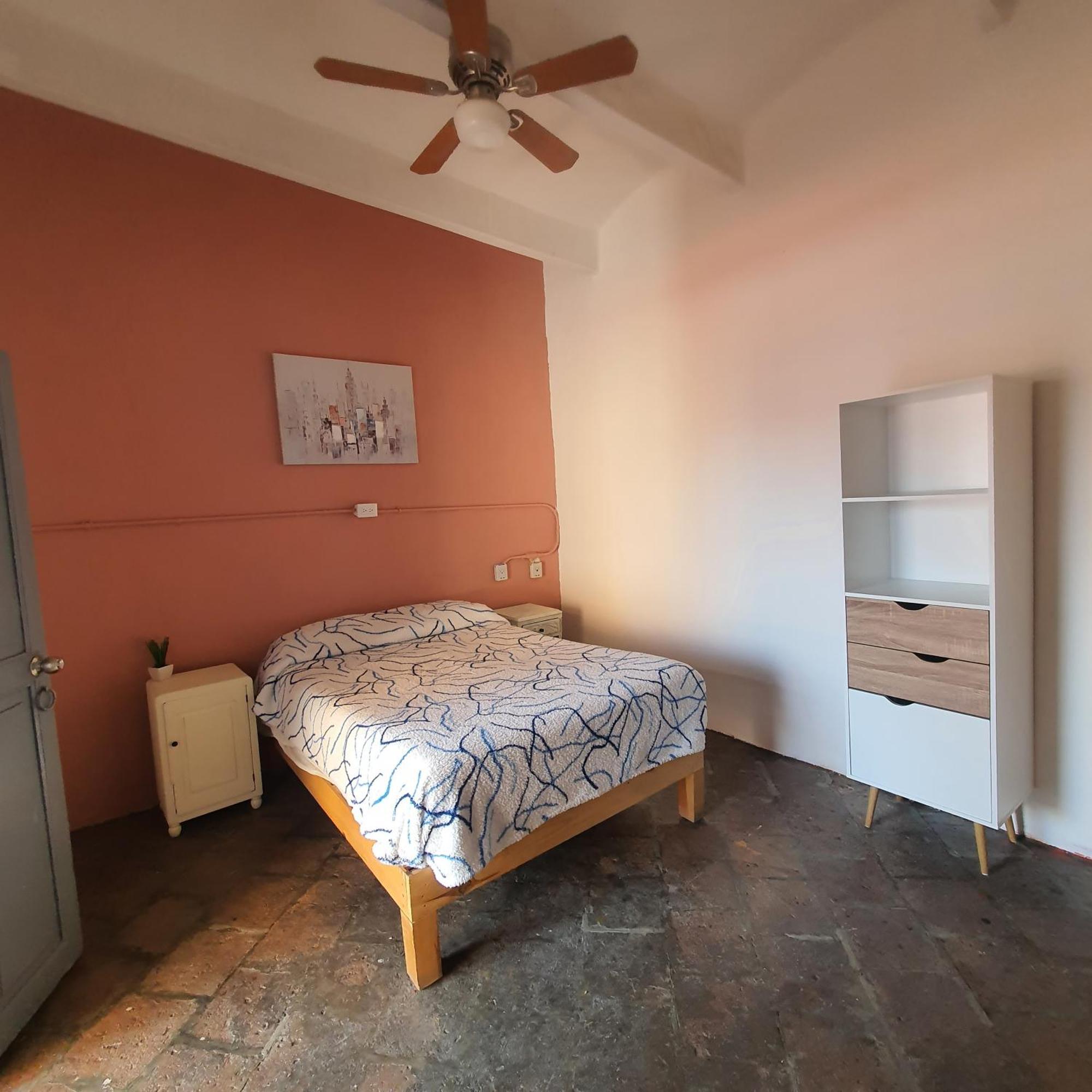 Sukha Hostel San Luis 圣路易斯波托西 外观 照片