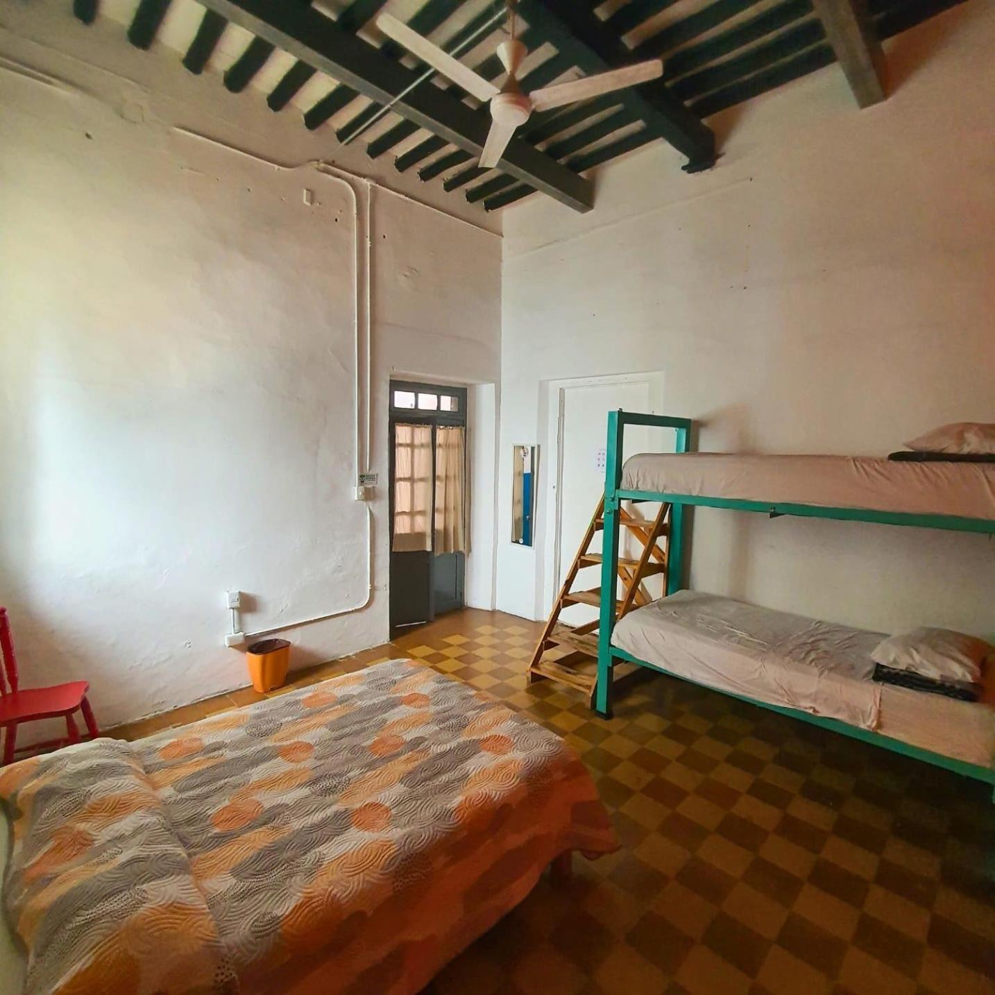 Sukha Hostel San Luis 圣路易斯波托西 外观 照片