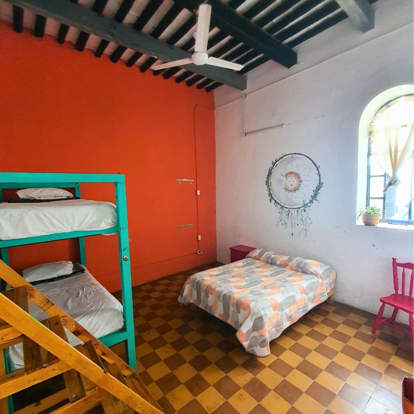 Sukha Hostel San Luis 圣路易斯波托西 外观 照片